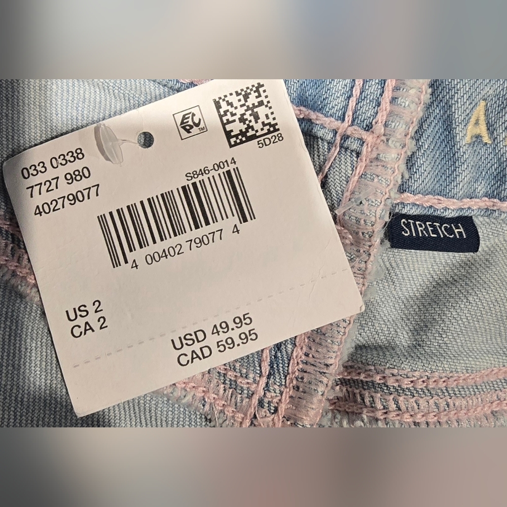 American Eagle Super High Rise Mom Shorts Size 2/26 - Picture 6 of 7